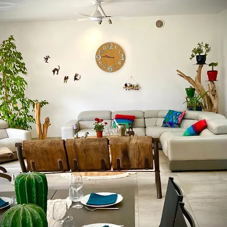 ヴィラ Des Cabres リュネル