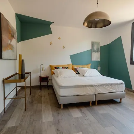 Des Cabres ヴィラ リュネル